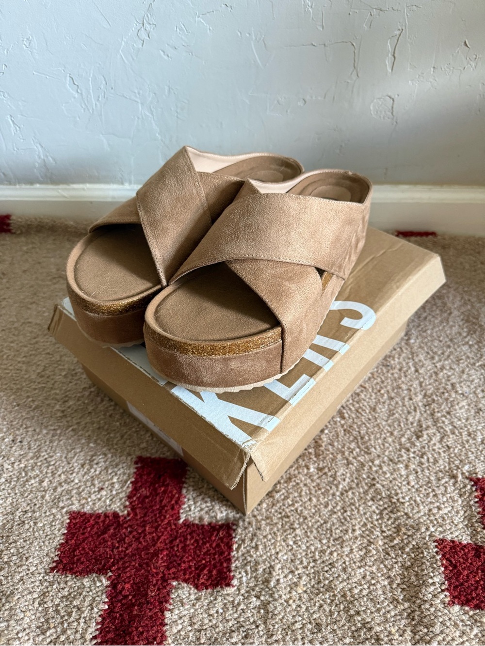 Women’s Suede Crossover Platform Slide Sandals in Tan